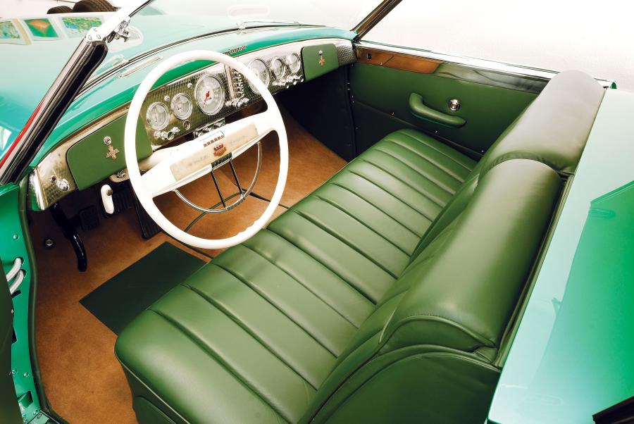 Интерьер Chrysler Thunderbolt Concept Car 1940 года  (фото 23 из 51)